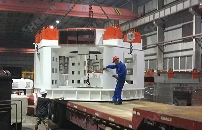 桂林鴻程磨粉機(jī)安裝工人五一堅(jiān)守崗位，保證客戶磨粉生產(chǎn)線按計(jì)劃投產(chǎn)