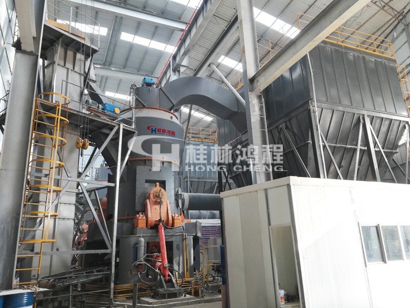 HLM1700生石灰粉磨設備325目D85時產25噸河北項目 HLM1700生石灰粉磨設備325目D85時產25噸河北項目